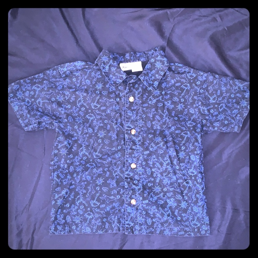 Boys size 7 UR it button up short sleeve top